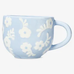 Flying Tiger Blå mugg med vita blommor - 400 ml^ Muggar & Keramik