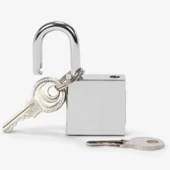 Flying Tiger Hänglås med nycklar - 4,3 cm^ Researtiklar Tillbehör