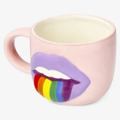 Flying Tiger Mugg. 420 ml^ Happy Pride!|Bordsserviser