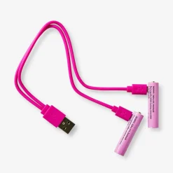 Flying Tiger USB-laddningsbara batterier - AAA^ Hörlurar & Batterier