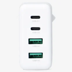 Flying Tiger Väggadapter med fyra portar. USB-C och USB 3.0^ Power Banks